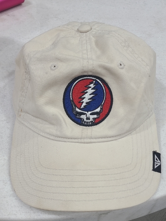 Grateful Dead Other - Grateful Dead Cream Hat with Red and Blue Steal Your Face Patch